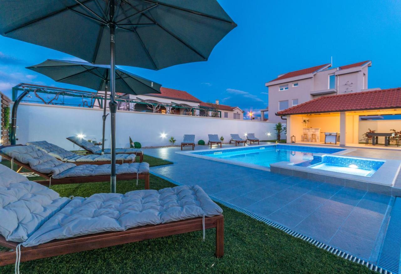Villa Lucija Biograd Na Moru Buitenkant foto