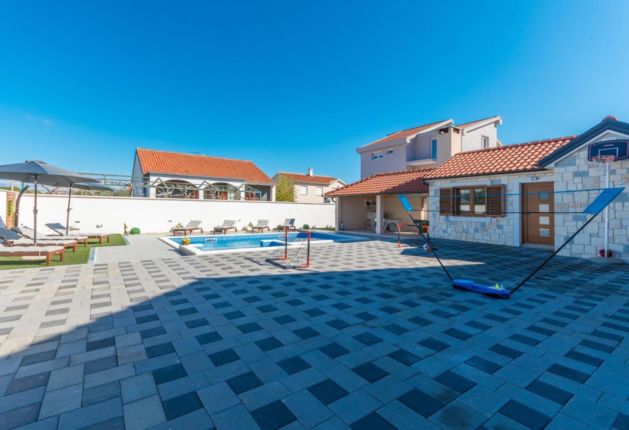 Villa Lucija Biograd Na Moru Buitenkant foto